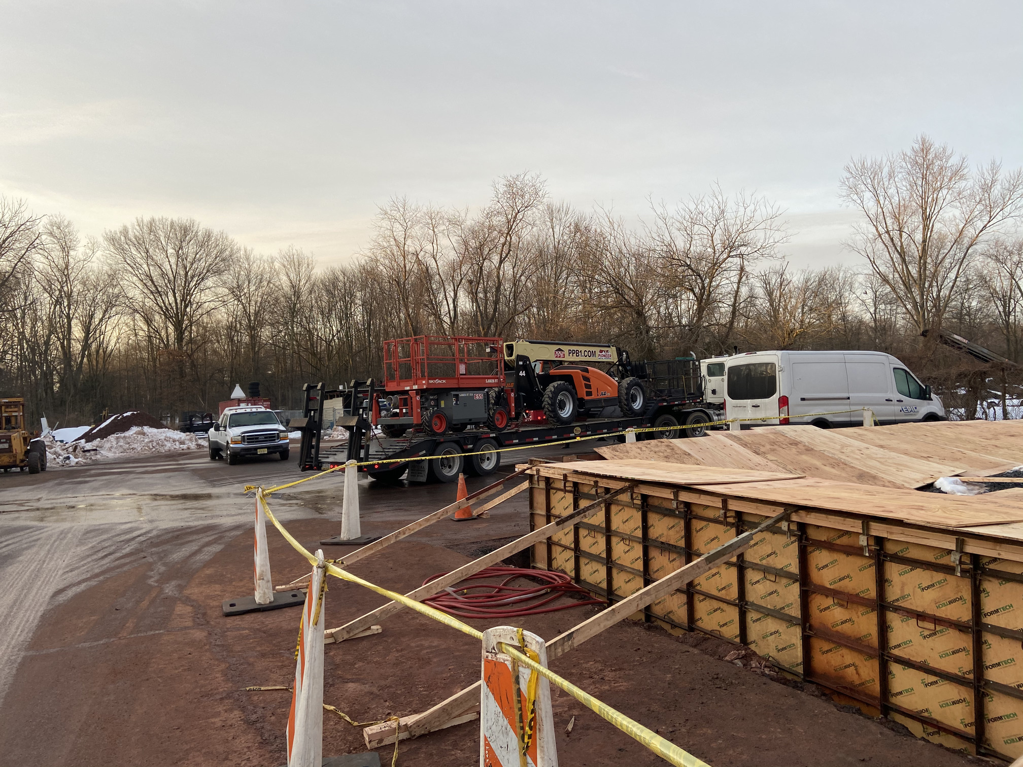 With additional workspace and infrastructure, we’re positioned to better support accelerated timelines, larger project volume, and continued growth.