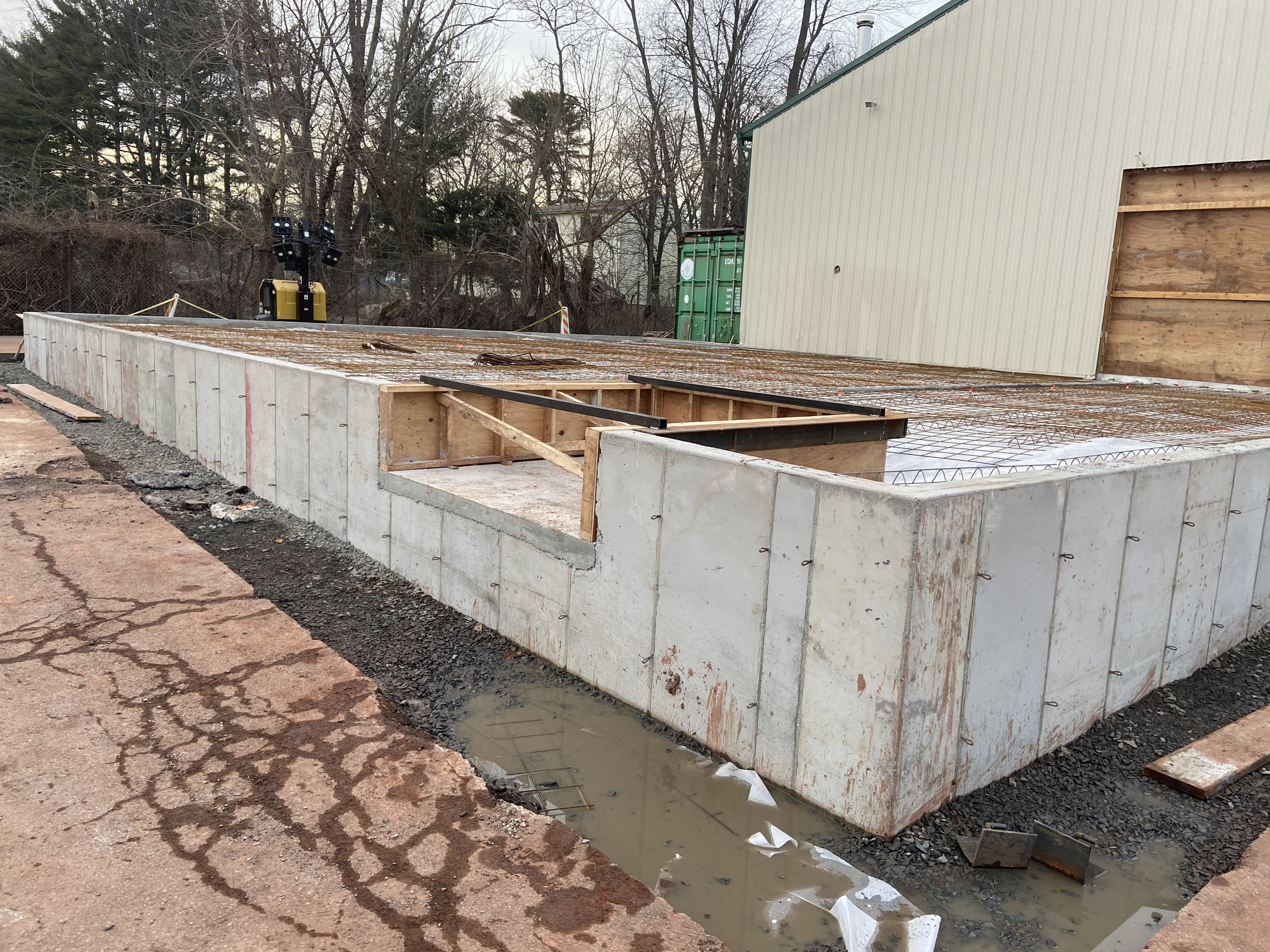 From fabrication and assembly to finishing and delivery preparation, every part of the process benefits from a more streamlined production environment.